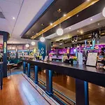 Novotel London West 
